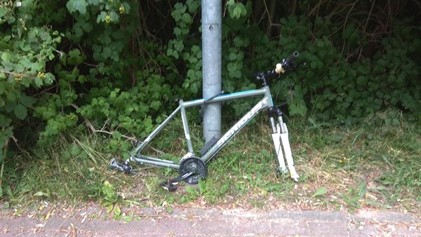 Bad Days Happen (27 pics)