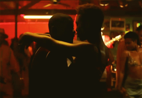 Romantic Movie Scenes (19 pics)