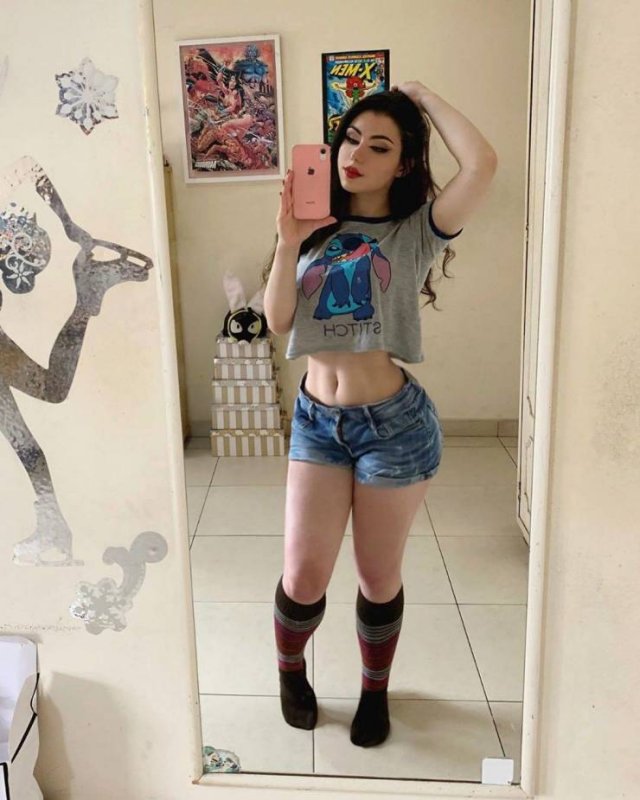 Cosplayer Maria (57 pics)