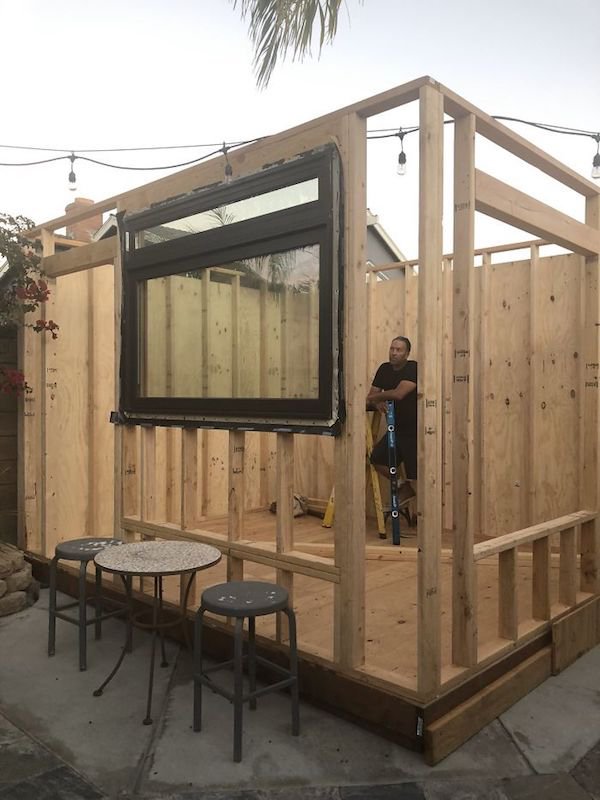 Dad Built Amazing Backyard Coffee Shop (13 pics)