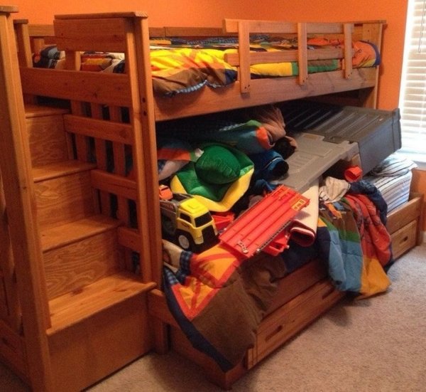 Living With Children (34 pics)