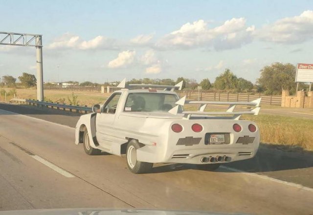 Weird Cars (44 pics)