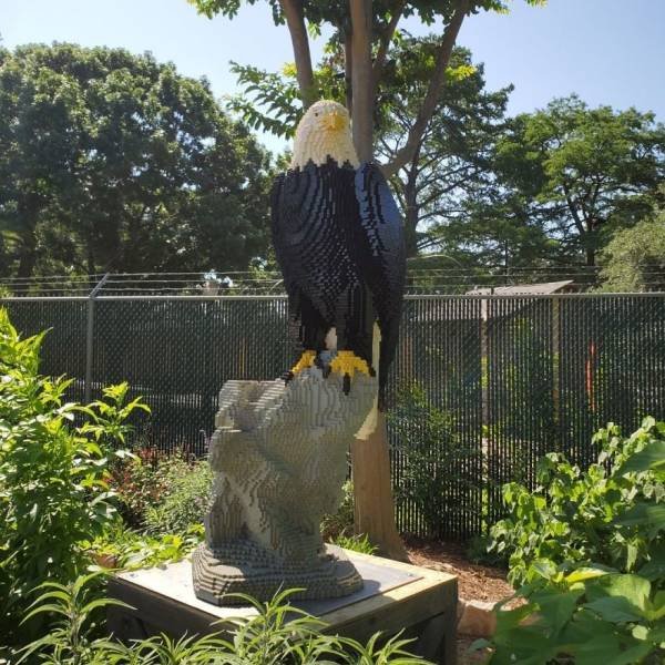 The San Antonio Zoo Replaced Real Animals With LEGO Copies (27 pics)