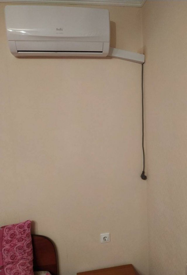 People Share Surprises They Found Inside Properties For Sale (19 pics)