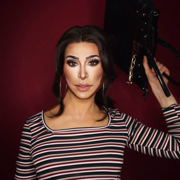 Makeup Transformations By Alexis Stone (51 pics) Makeup Transformations By Alexis Stone (51 pics)