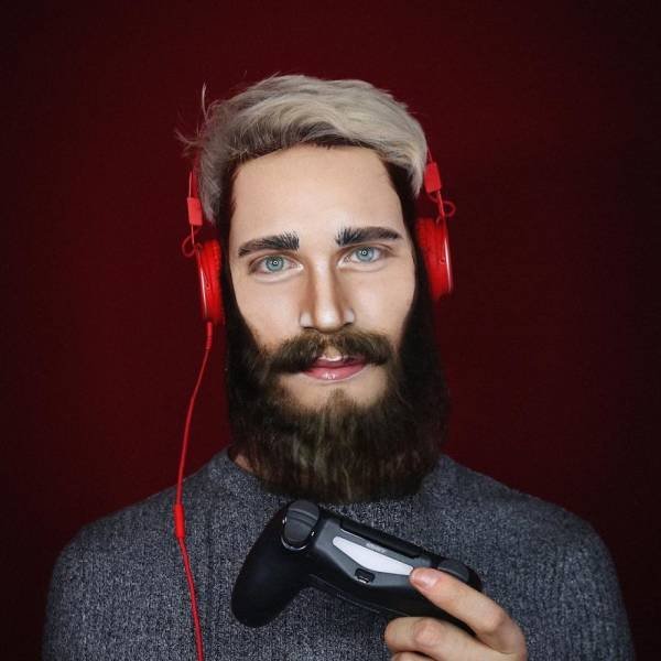 Makeup Transformations By Alexis Stone (51 pics) Makeup Transformations By Alexis Stone (51 pics)