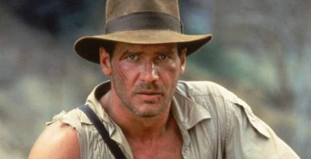 Actors' Role Salaries Compered To Real World Salaries (20 pics) Actors' Role Salaries Compered To Real World Salaries (20 pics)