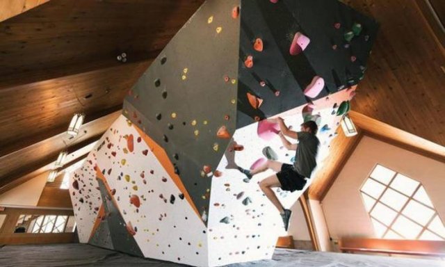 These Places Now Serve New Purposes (20 pics) These Places Now Serve New Purposes (20 pics)