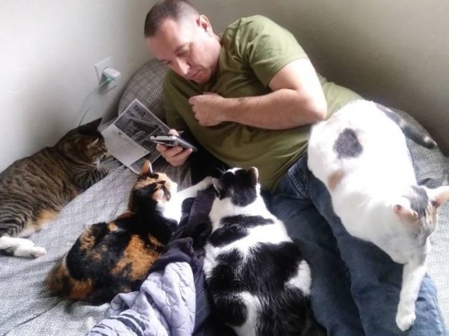 These People Refused To Have Pets (50 pics)