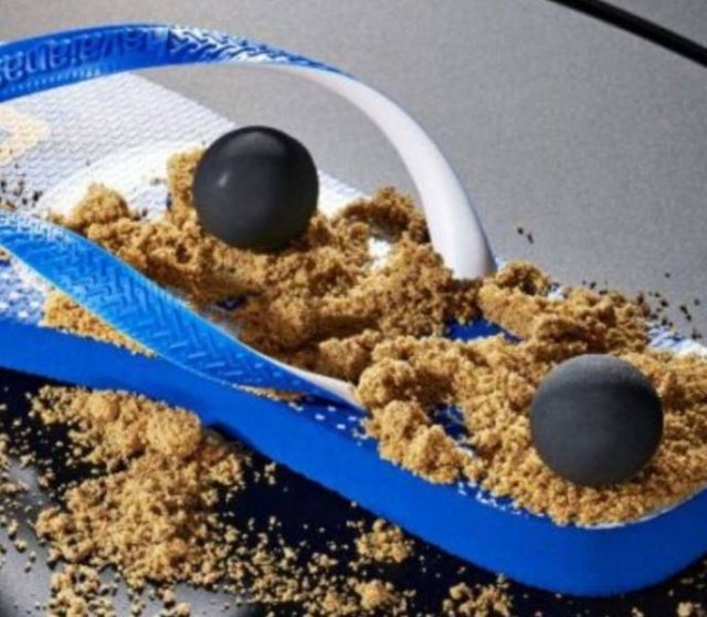 Weird Ways Restaurants Serve Food (17 pics) Weird Ways Restaurants Serve Food (17 pics)