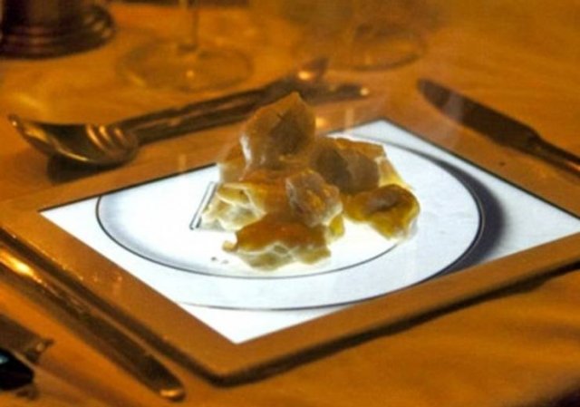 Weird Ways Restaurants Serve Food (17 pics) Weird Ways Restaurants Serve Food (17 pics)