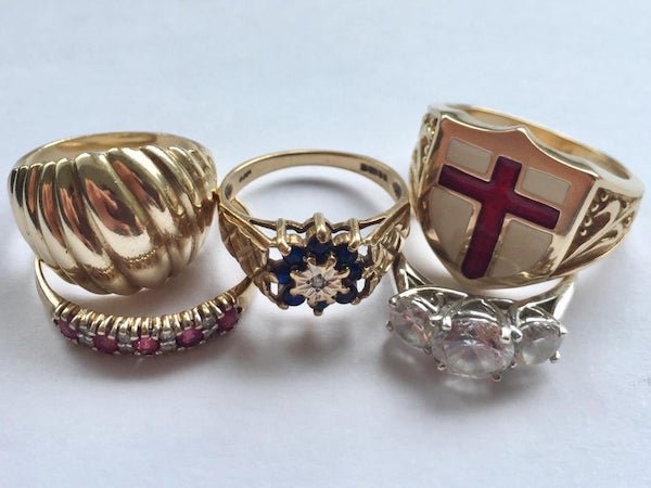 Cheat Thrift Shop Treasures (24 pics)