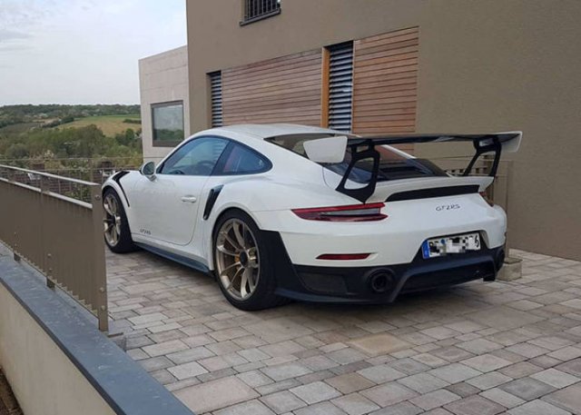 Beautiful Cars (18 pics) Beautiful Cars (18 pics)
