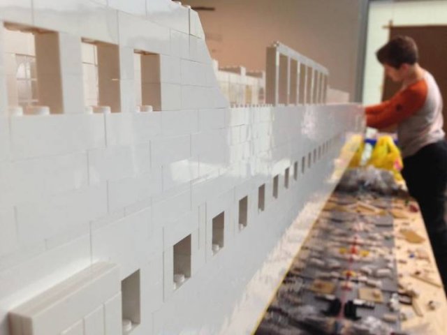 The World's Largest Titanic LEGO Model Built From 56 Thousand Bricks