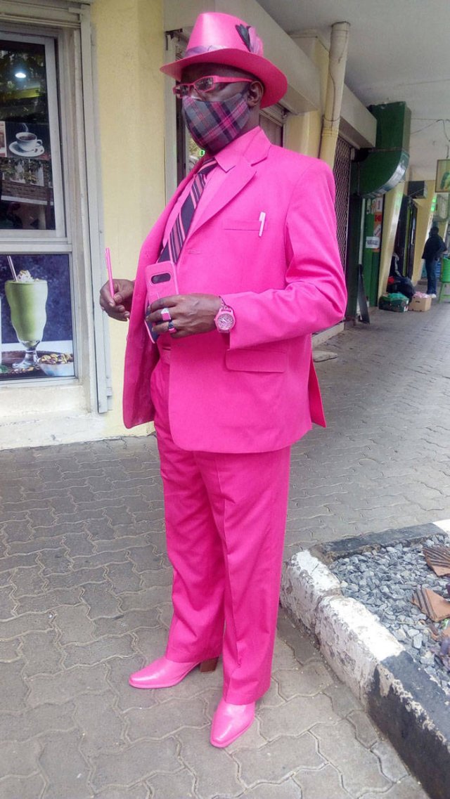 The Most Stylish Man In Africa (32 pics)