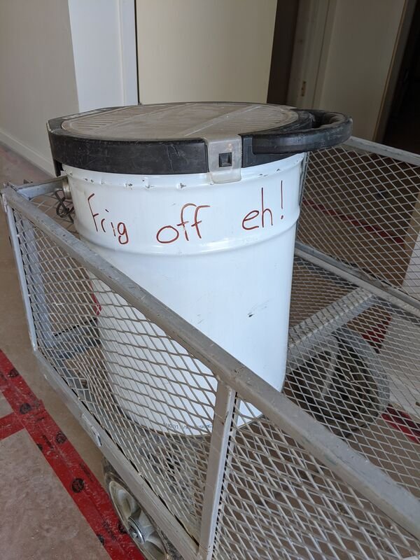 Only In Canada (21 pics)