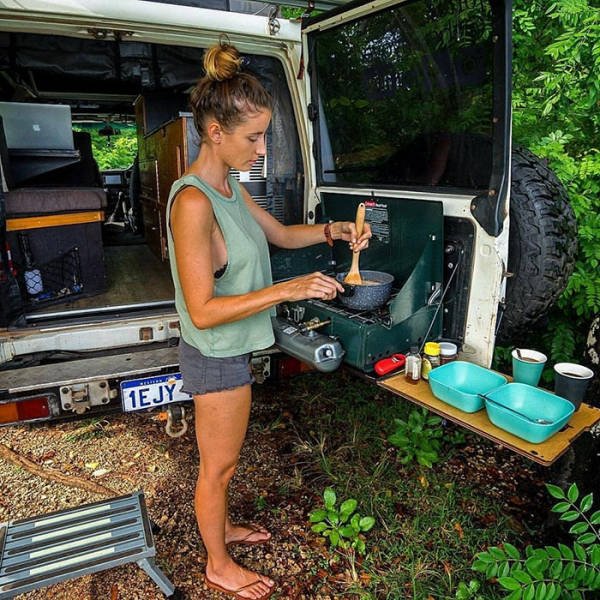 Van Life (25 pics)