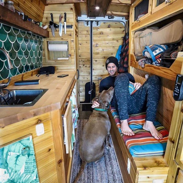 Van Life (25 pics)