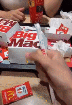 Dirty Humor (33 pics)