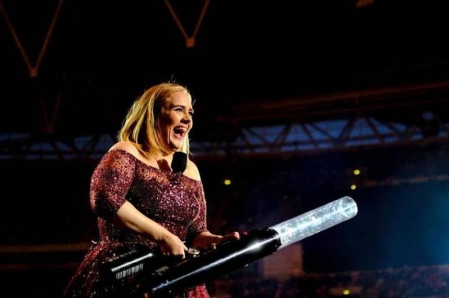 Adele's Amazing Weight Loss (17 pics)