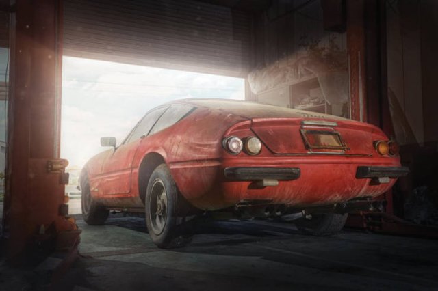 Ferrari Was Found In Abandoned Garage (8 pics)
