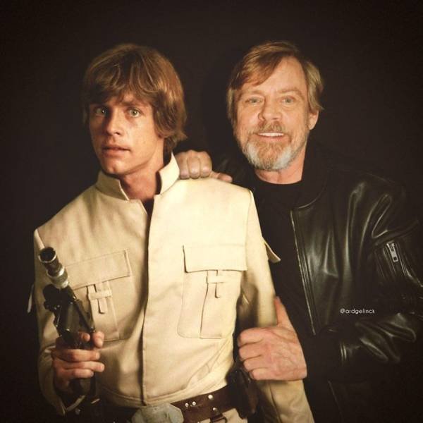 Actors With Their Famous Movie Characters (28 pics)