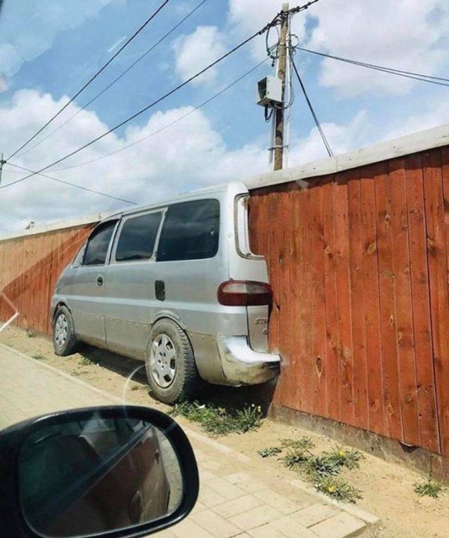 Where Is Logic? (25 pics)