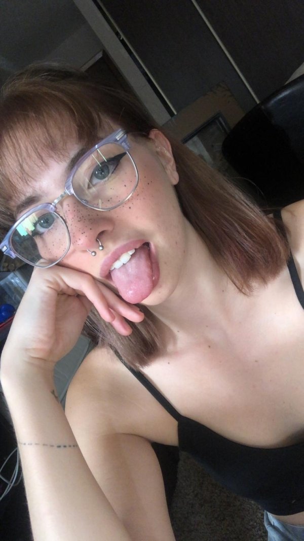 Girls With Freckles (35 pics)