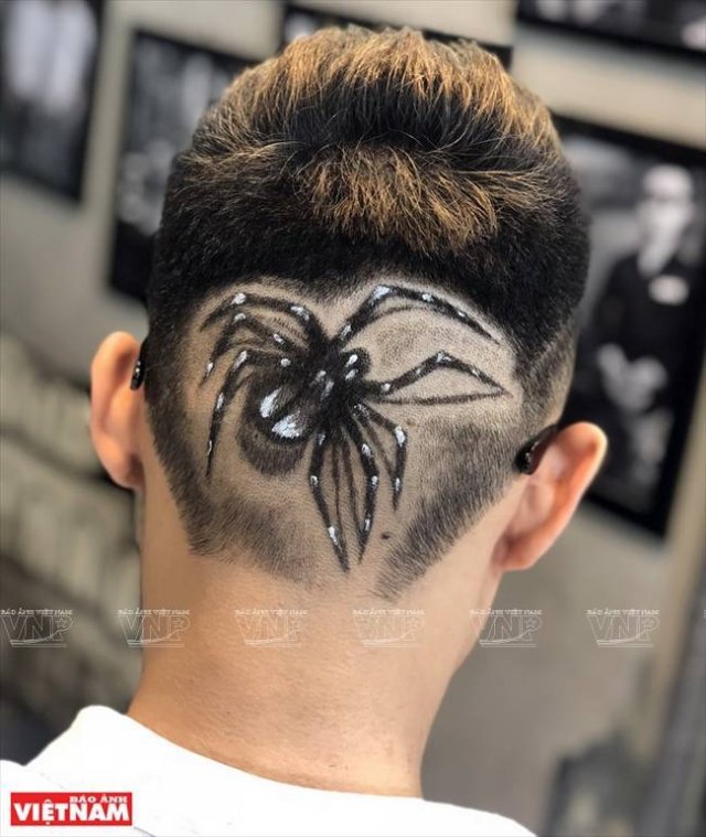 This Vietnamese Hair Stylist Creates Real Art On Client's Heads (18 pics)