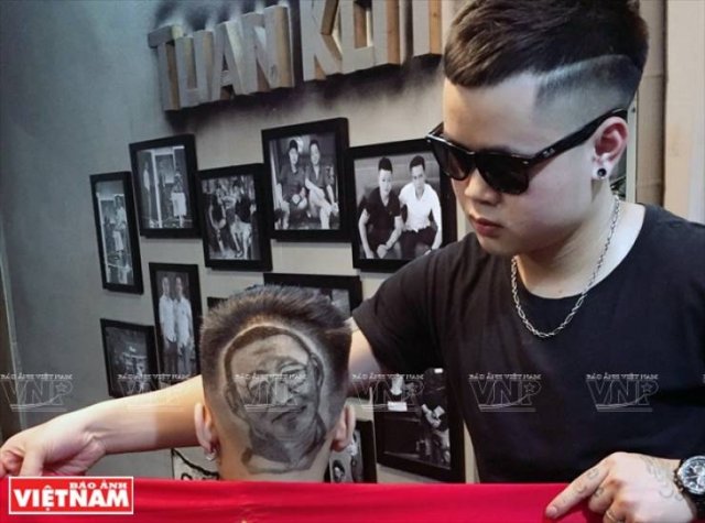 This Vietnamese Hair Stylist Creates Real Art On Client's Heads (18 pics)