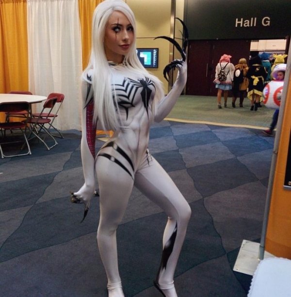Cosplay Girls (38 pics)
