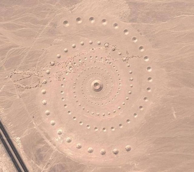 Interesting Places Found Via 'Google Earth' (15 pics)