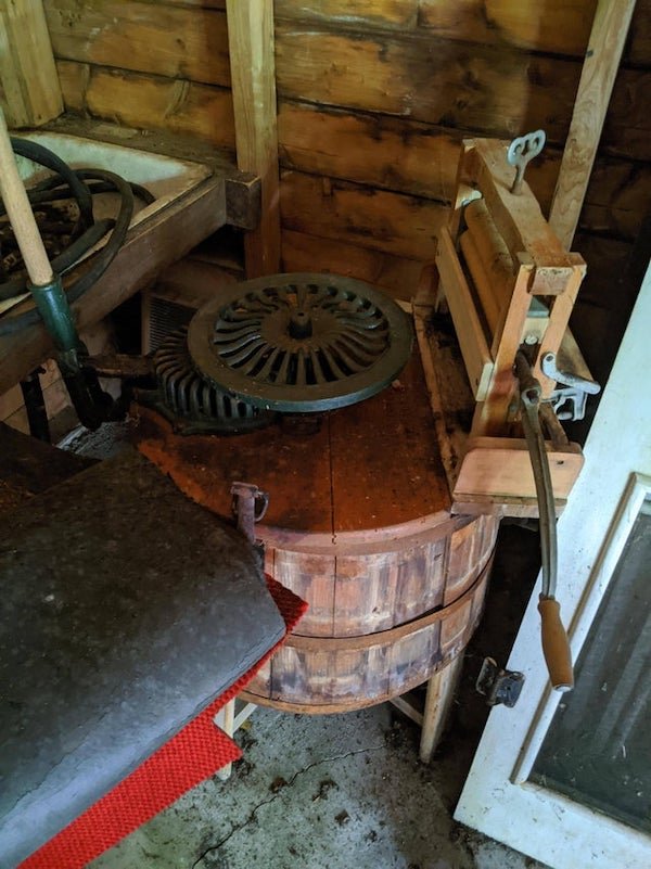 What Are These Things For? (19 pics)