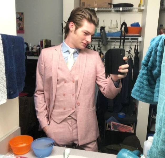 Thrift Shop Treasures (17 pics) Thrift Shop Treasures (17 pics)