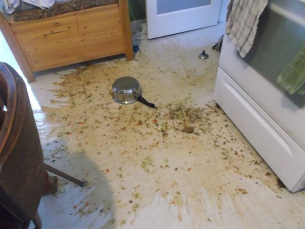 Bad Days Happen (24 pics)