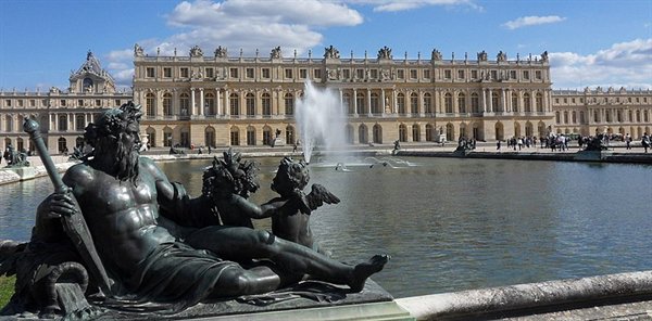 Old Royal Palace History (19 pics)