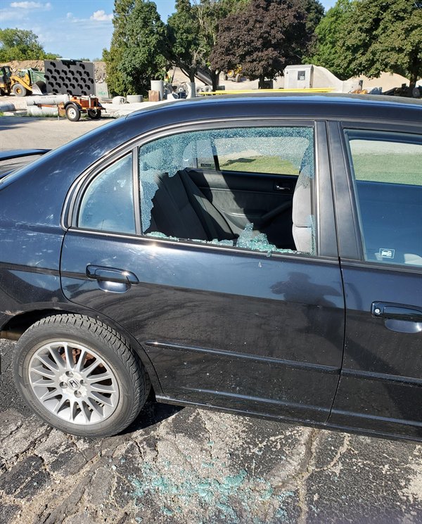 Bad Days Happen (24 pics)