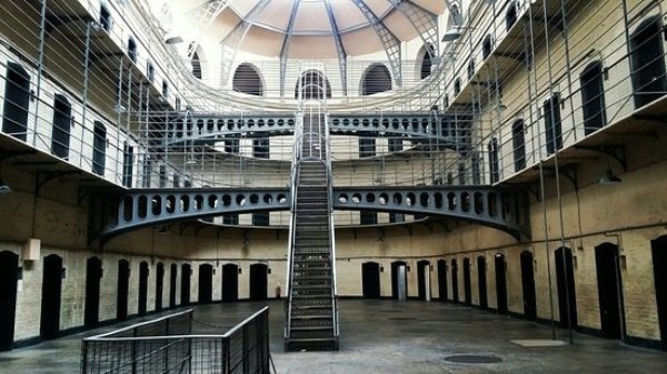You've Probably Seen These Locations In Different Movies (56 pics)