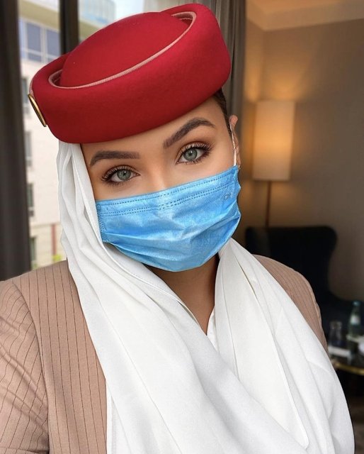 Hot Flight Attendants (31 pics)