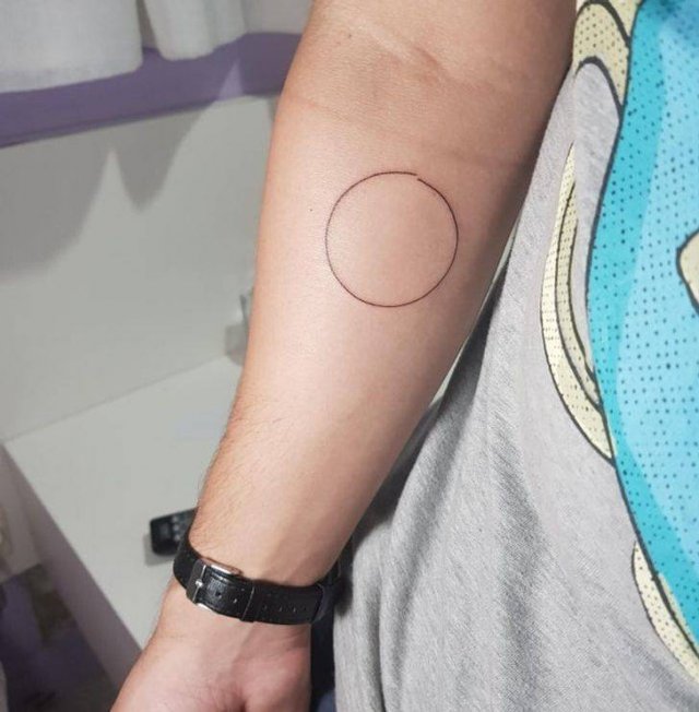 Personal Stories Behind Tattoos (24 pics)