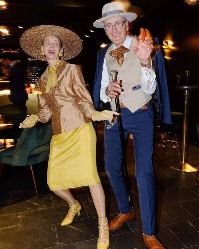 Elderly Stylish German Couple (15 pics)