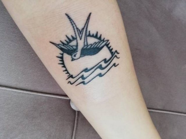 Personal Stories Behind Tattoos (24 pics)