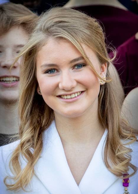 World's Royal Descendants (12 pics)