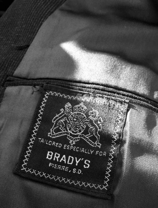 Thrift Store Treasures (19 pics)
