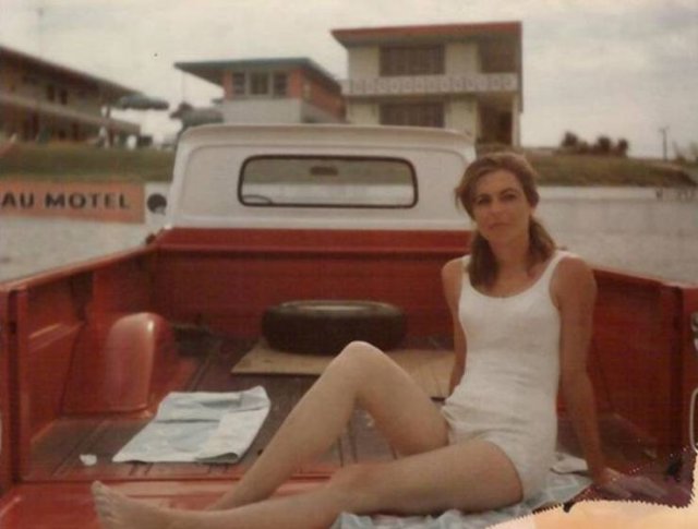 Great Old Family Photos (24 pics)