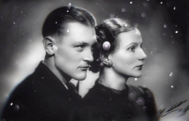 Great Old Family Photos (24 pics)