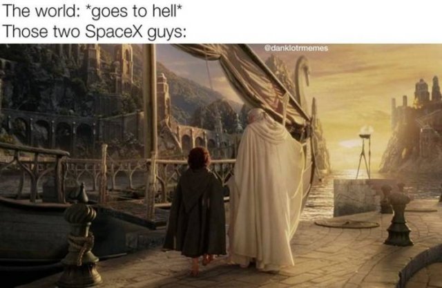 LOTR Memes (24 pics)