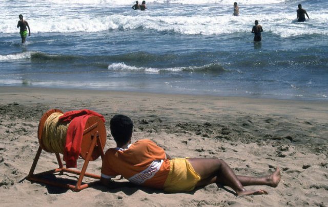 80's Beach Life (40 pics)