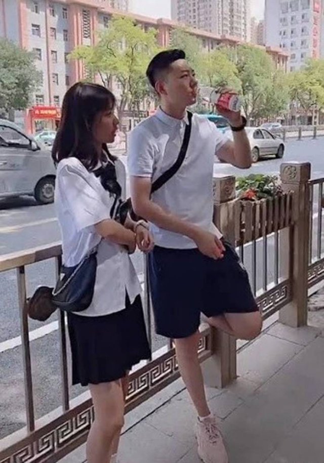 This Chinese Father Is 35 Years Old (8 pics)
