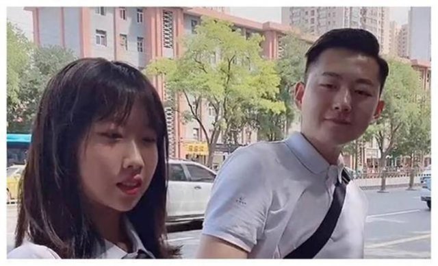 This Chinese Father Is 35 Years Old (8 pics)